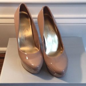 Jessica Simpson | Waleo